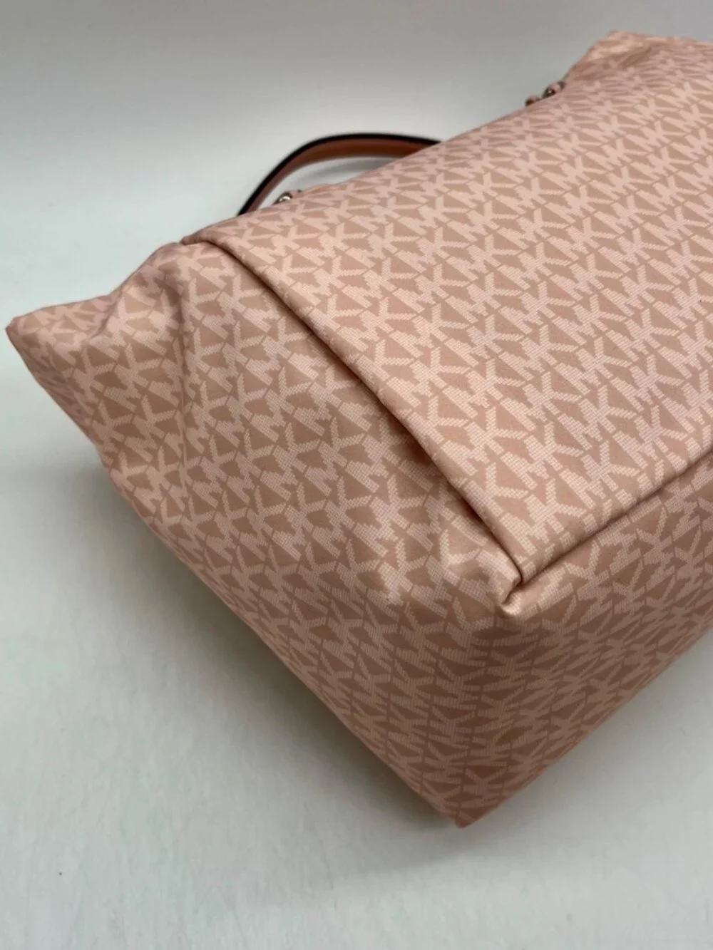 Michael Kors Pink Georgia Extra Large Top Zip Tote Bag
